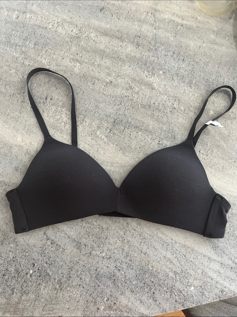 Gap breathe wireless bra 36A